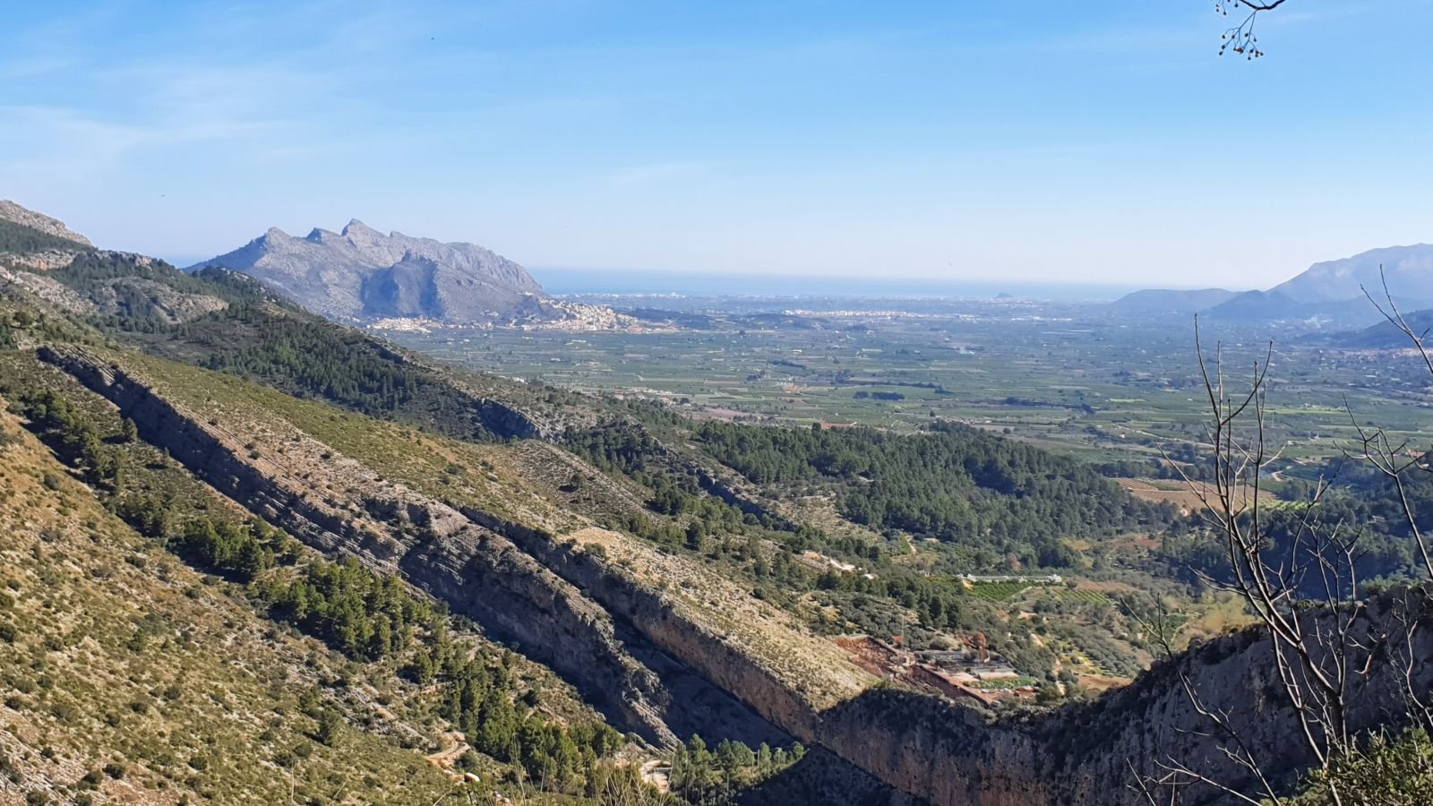 LA VALL DE LAGUAR RAICV Registered Agency