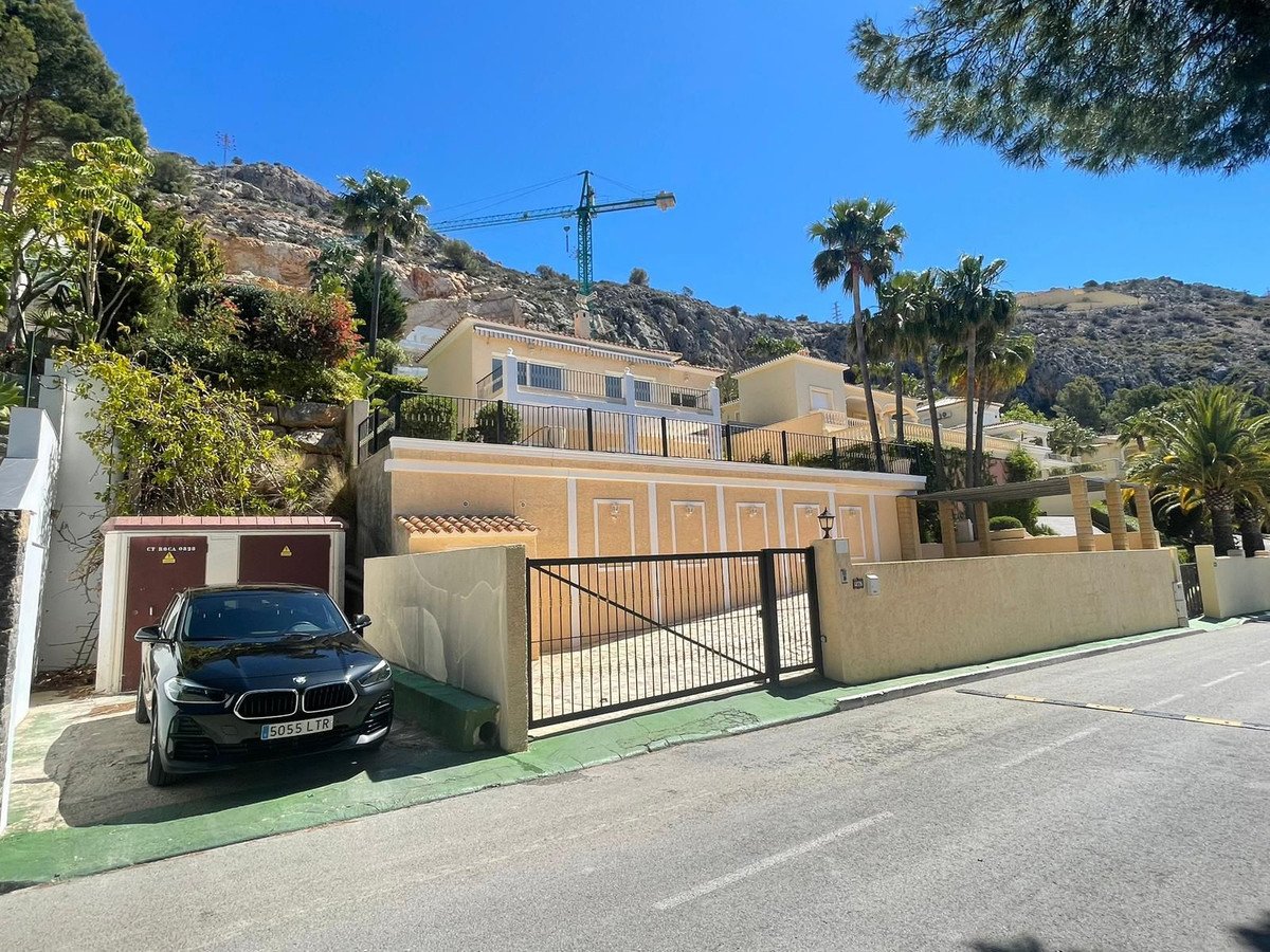 VILLA SA ROQUETA
