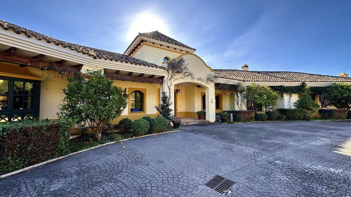 6 Bed Detached Villa in La Zagaleta