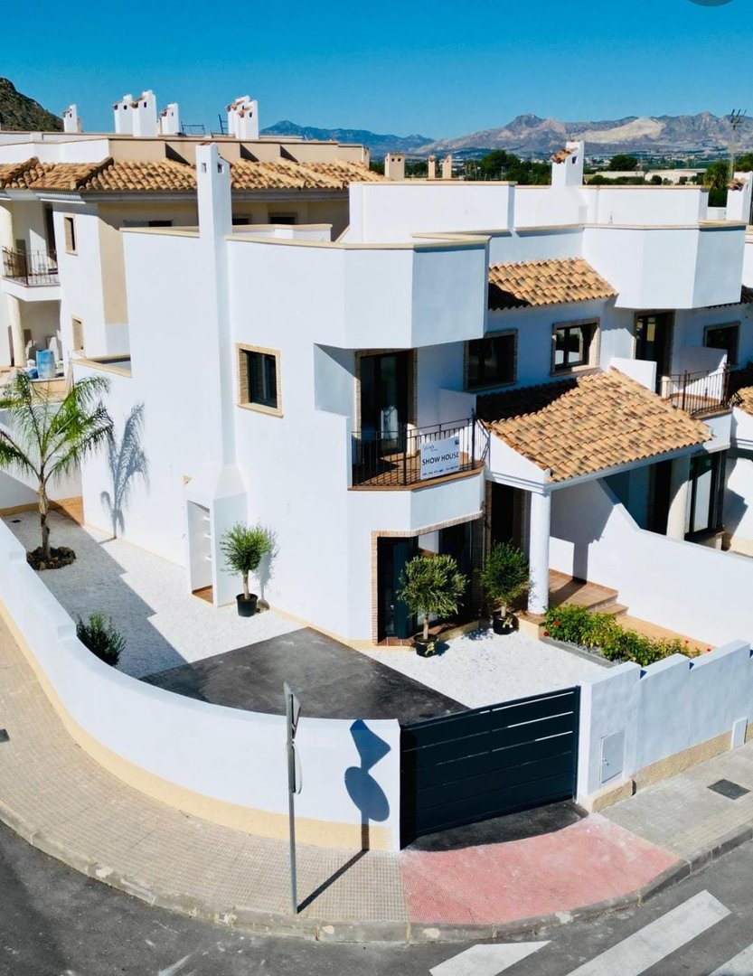 VEGASOL HOMES 2 - CHALETS ADOSADOS