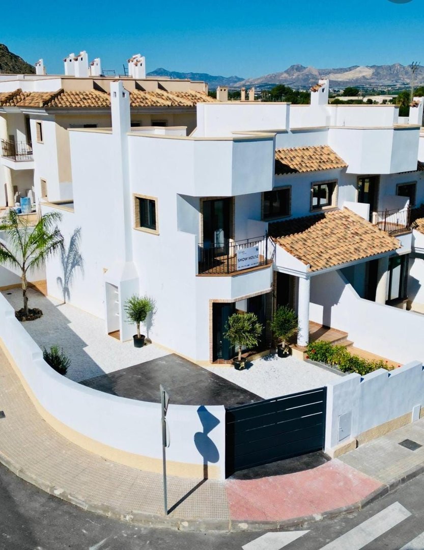VEGASOL HOMES 2 - CHALETS ADOSADOS