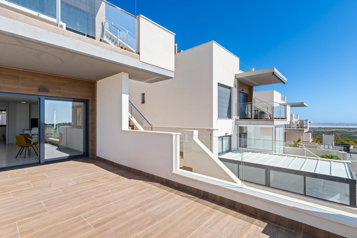 BELLAVISTA BUNGALOWS - KEY READY!