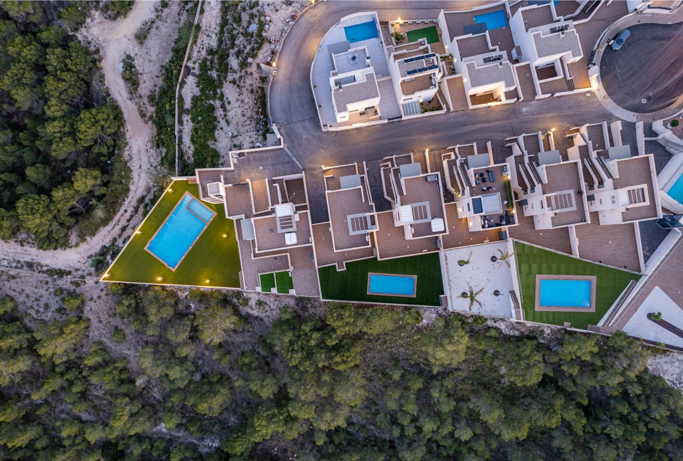 BELLAVISTA BUNGALOWS - KEY READY!
