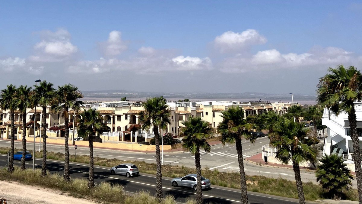 TORREVIEJA TWINS