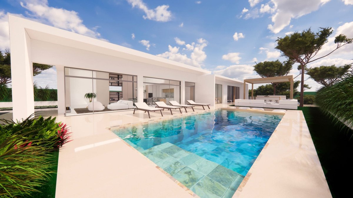 LUXURY VILLAS ESMERALDA