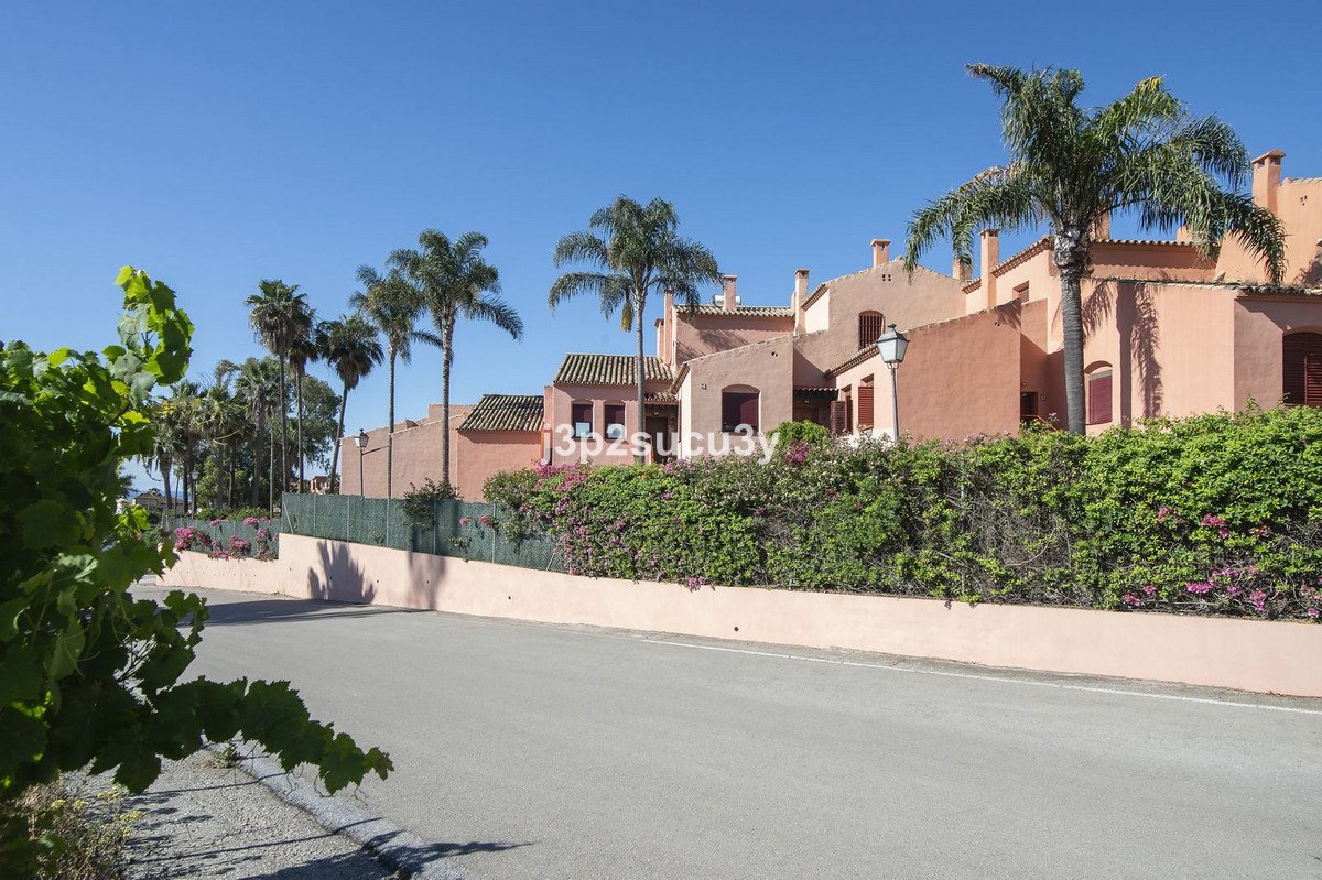 2 Bed Penthouse Duplex in El Padron