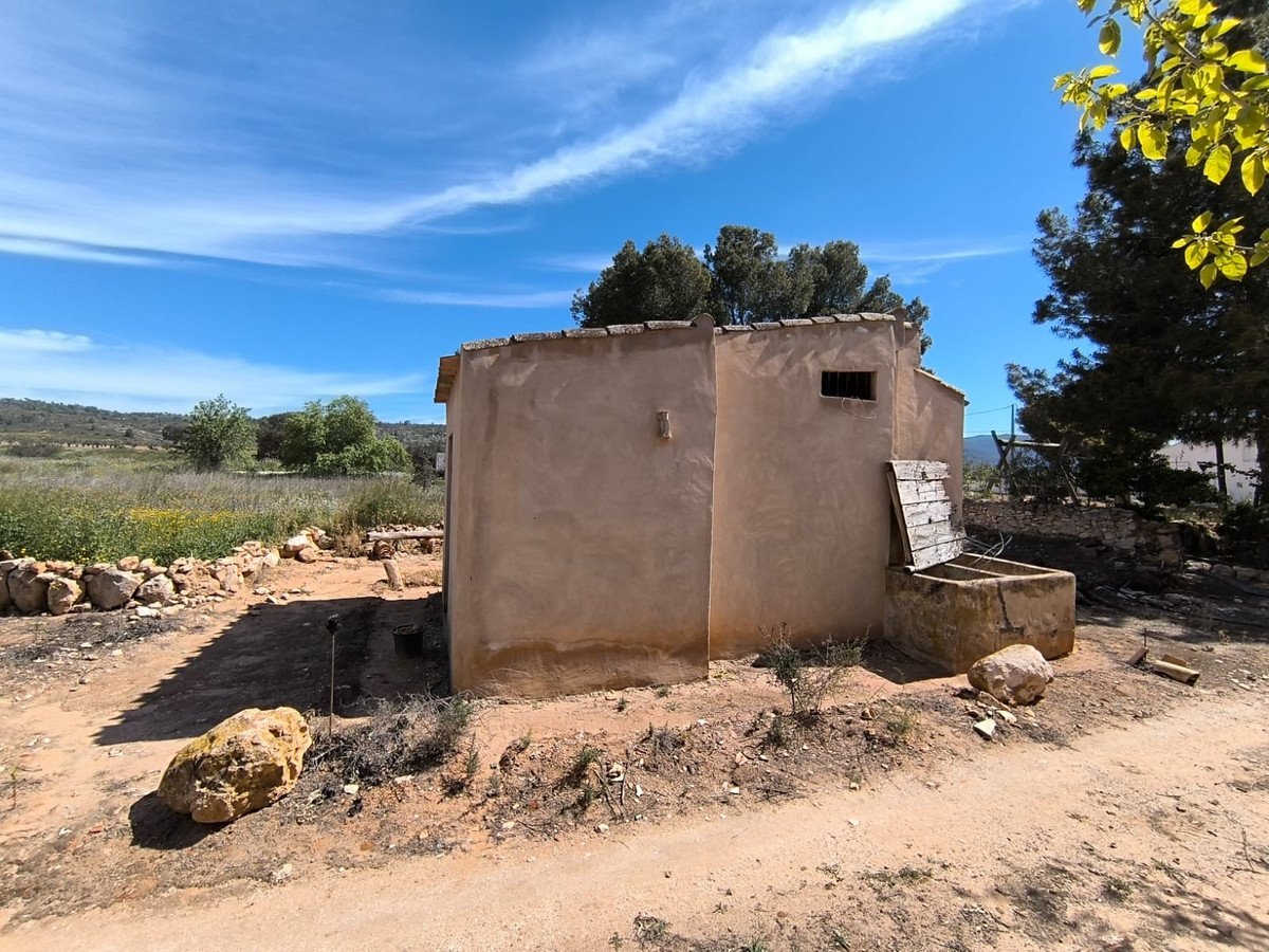 3 Bed Finca - Cortijo in Yecla