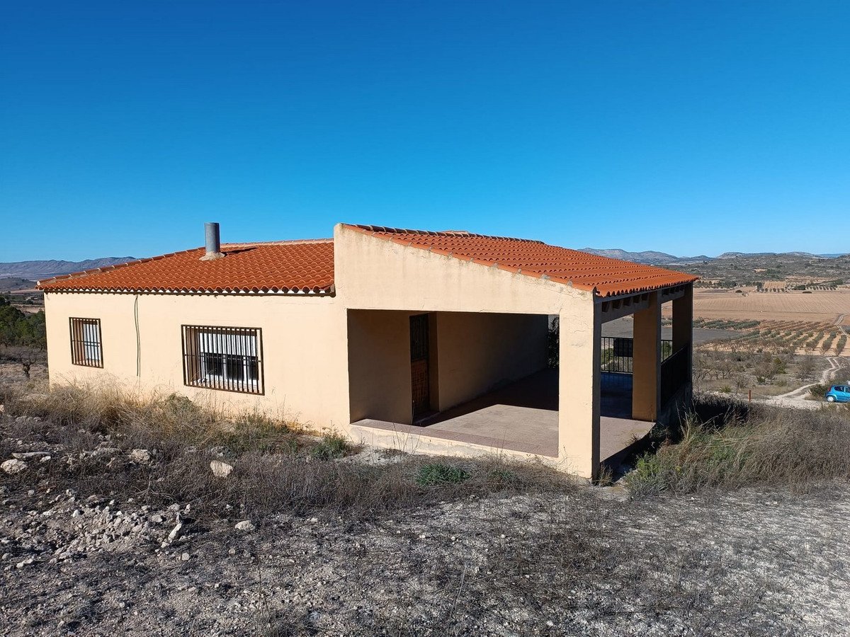 3 Bed Finca - Cortijo in Yecla