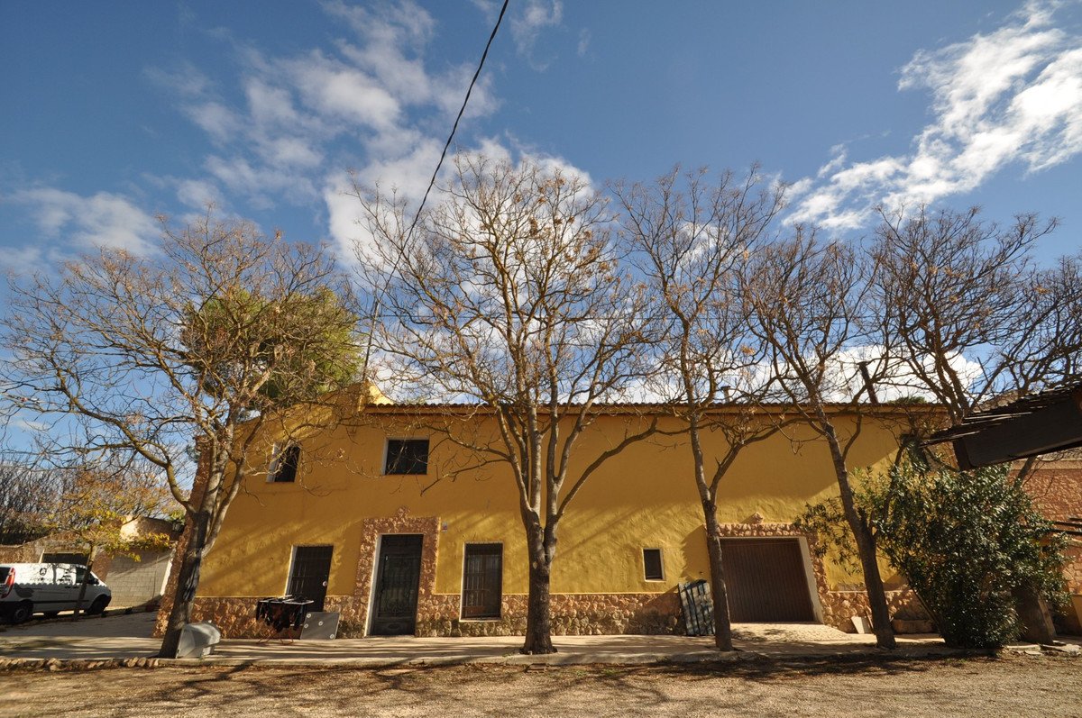 5 Bed Finca - Cortijo in Yecla