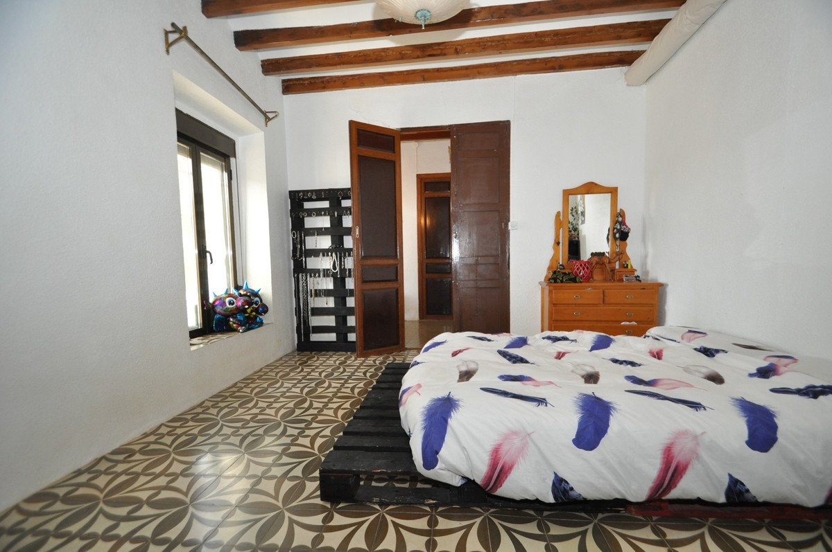 5 Bed Finca - Cortijo in Yecla