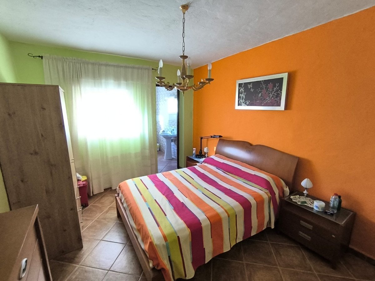 3 Bed Detached Villa in Yecla