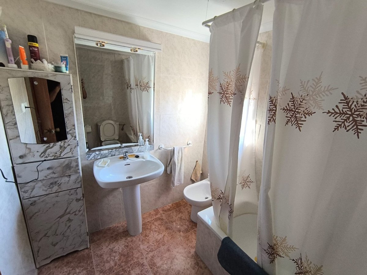 3 Bed Detached Villa in Yecla