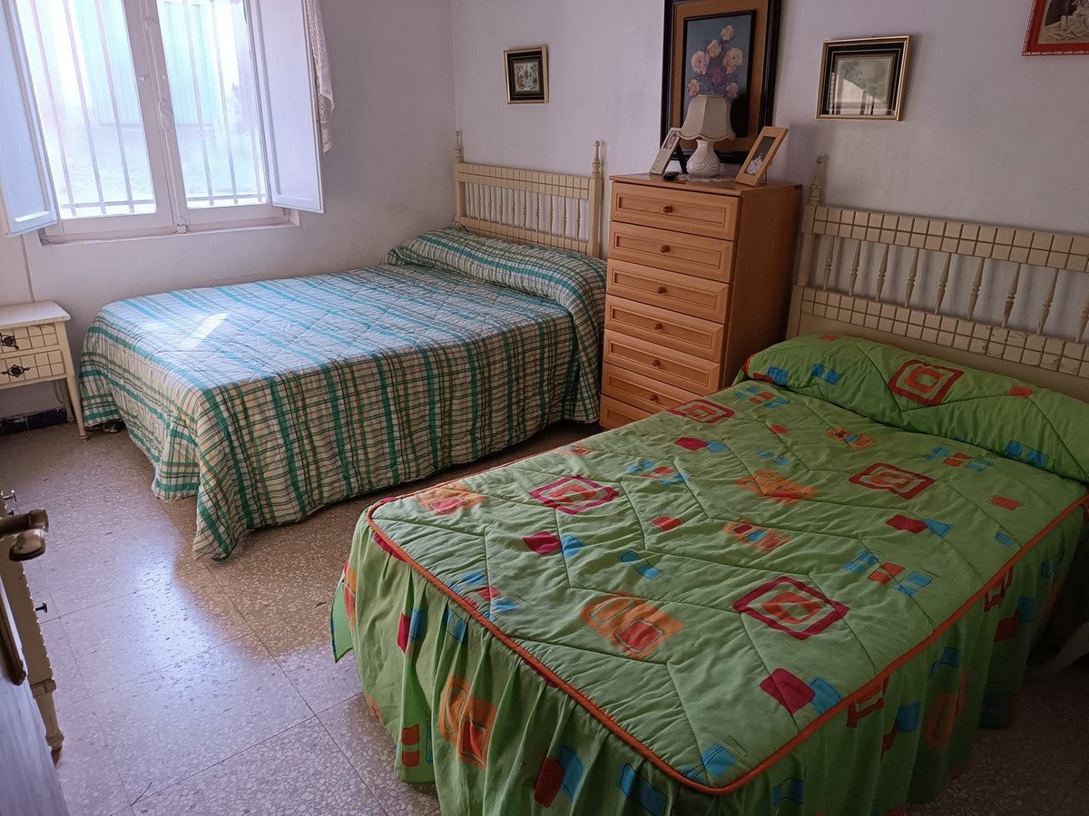 3 Bed Detached Villa in Yecla