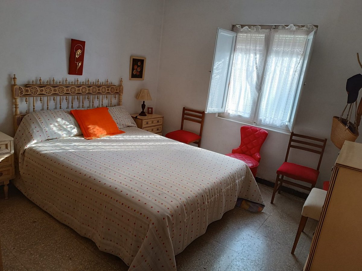 3 Bed Detached Villa in Yecla