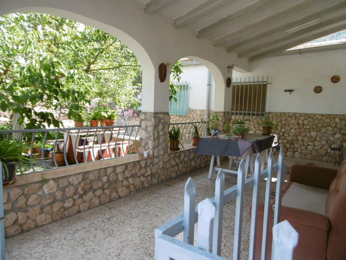 6 Bed Detached Villa in Yecla