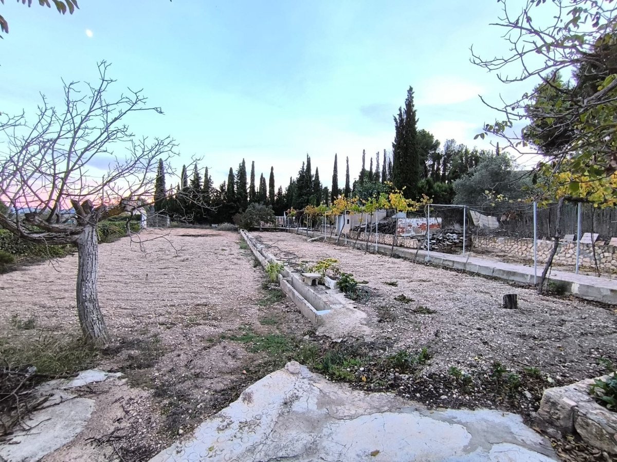 6 Bed Detached Villa in Yecla