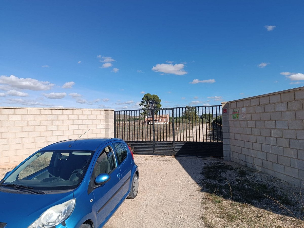 2 Bed Detached Villa in Yecla