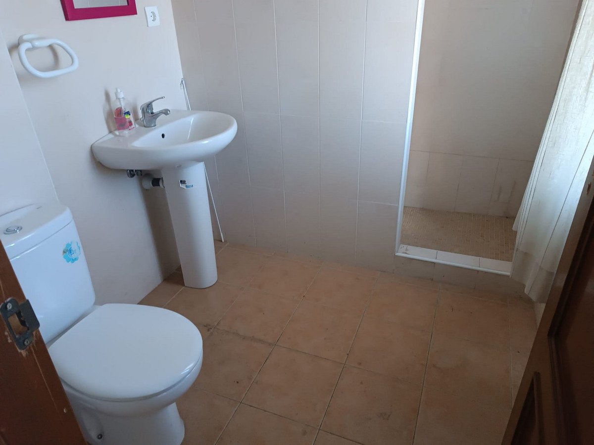 2 Bed Detached Villa in Yecla