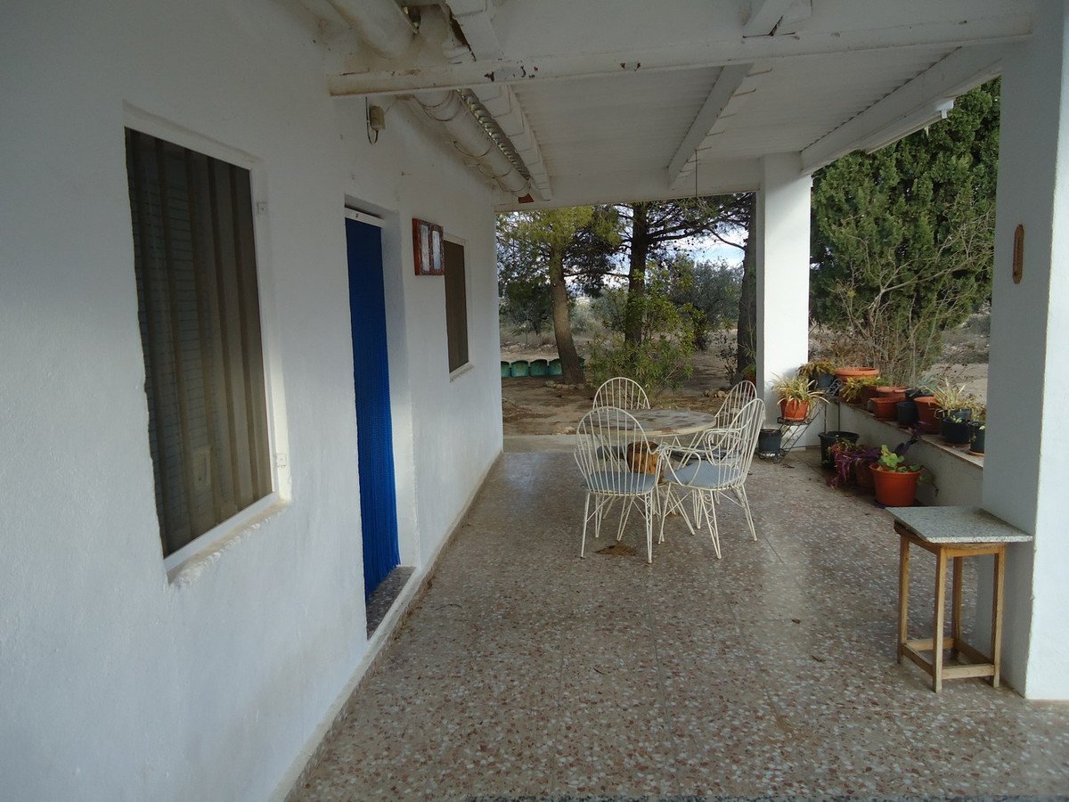 4 Bed Finca - Cortijo in Yecla