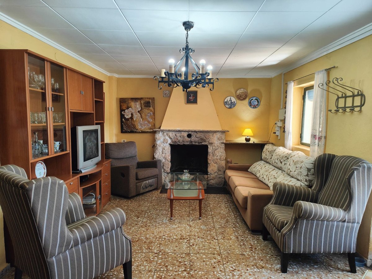 4 Bed Finca - Cortijo in Yecla