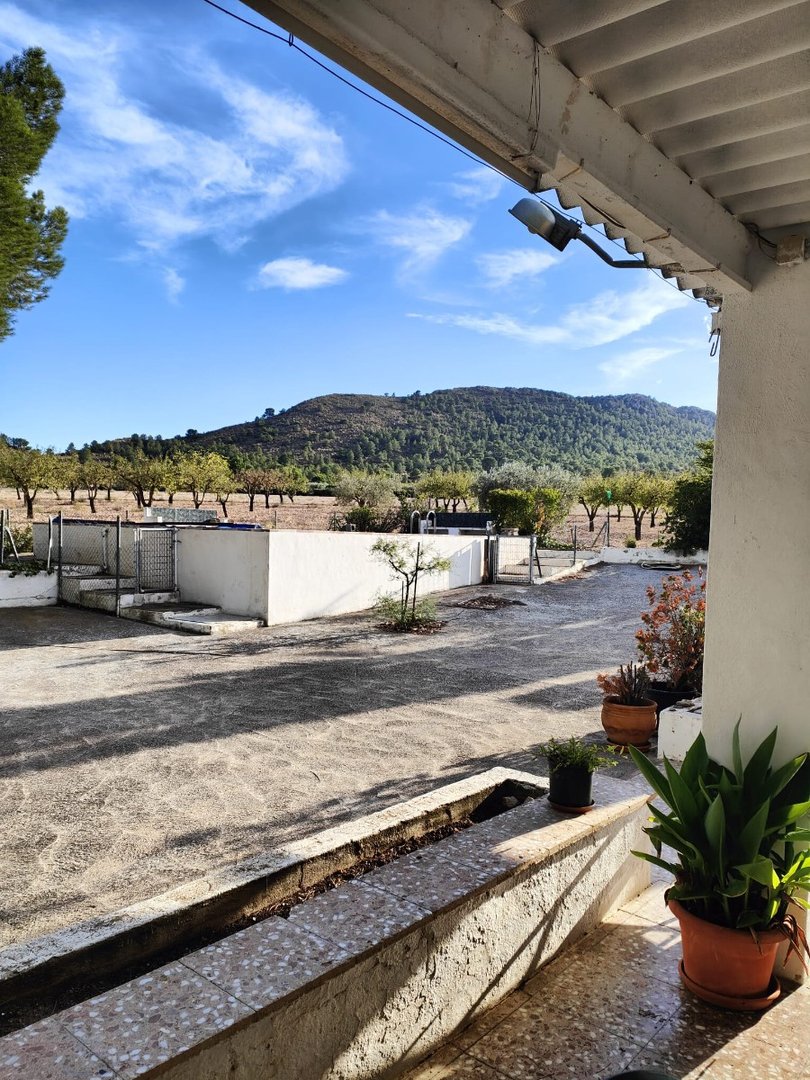4 Bed Finca - Cortijo in Yecla