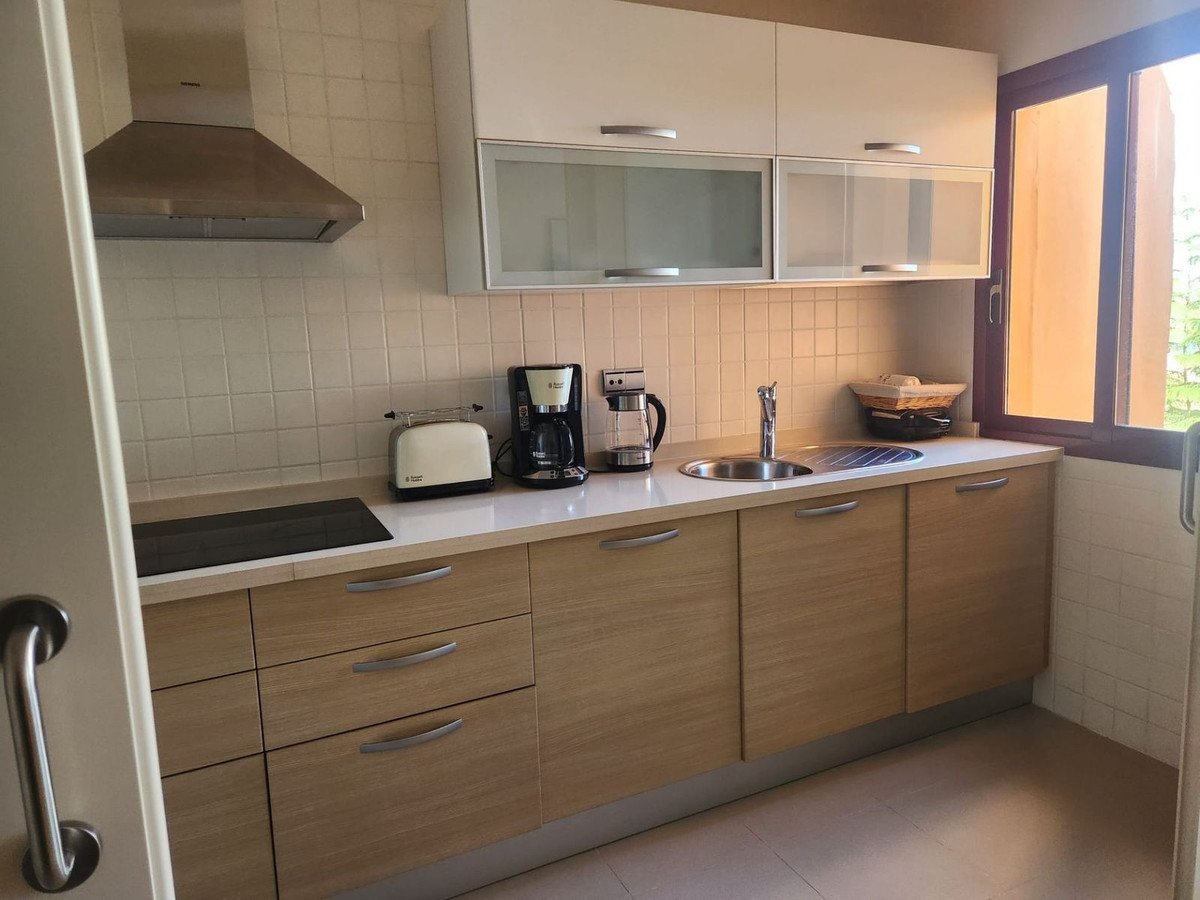 2 Bed Middle Floor Apartment in Los Alcazares