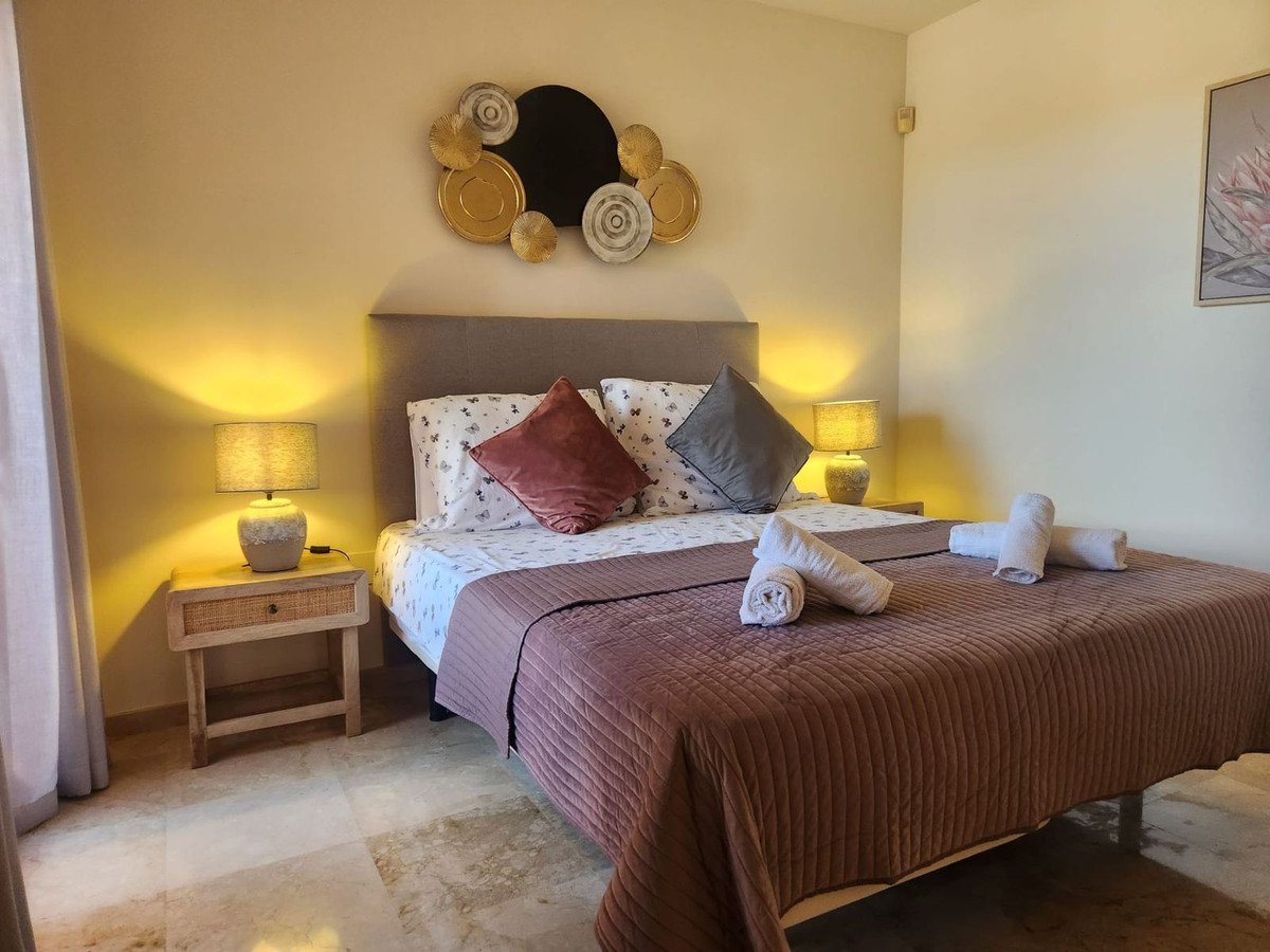2 Bed Middle Floor Apartment in Los Alcazares