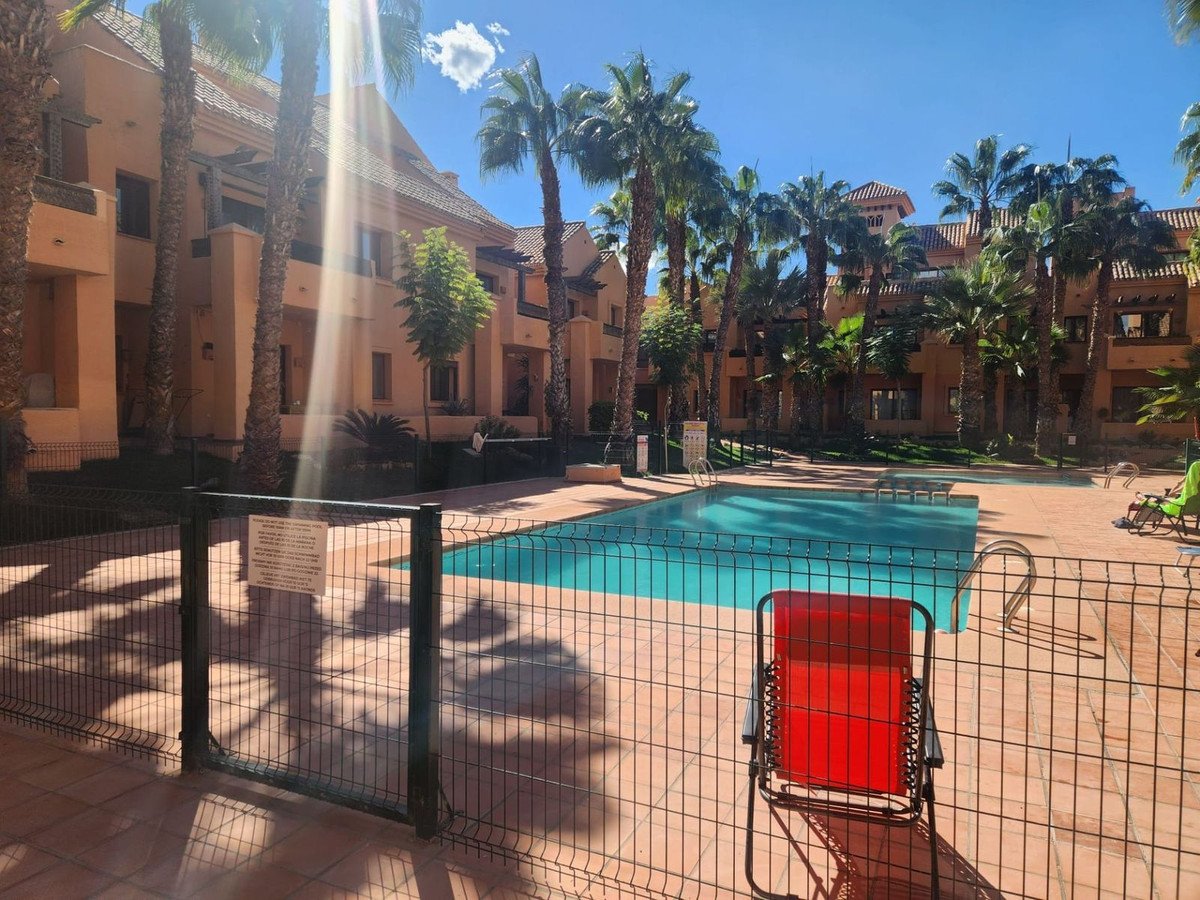 2 Bed Middle Floor Apartment in Los Alcazares