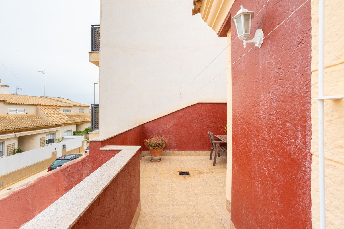 4 Bed Townhouse in Los Alcazares