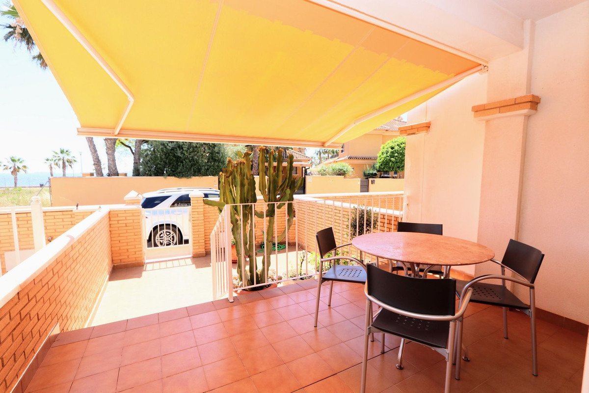 3 Bed Townhouse in Los Alcazares