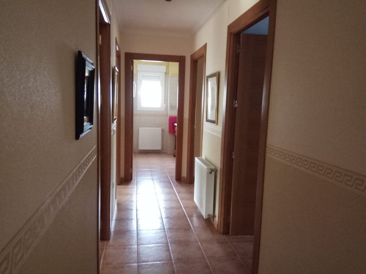 4 Bed Detached Villa in Yecla