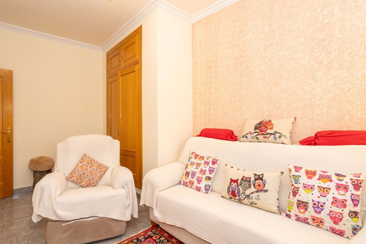 4 Bed Detached Villa in La Union