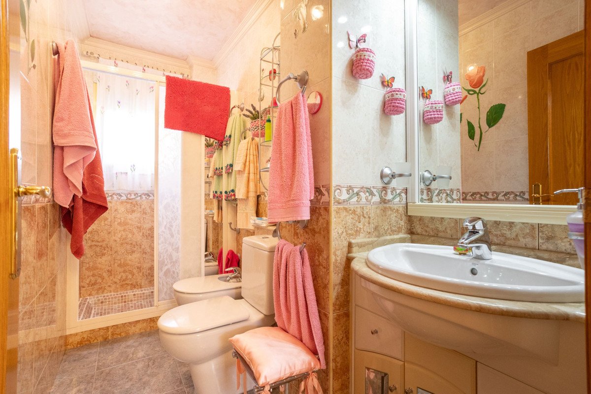 4 Bed Detached Villa in La Union