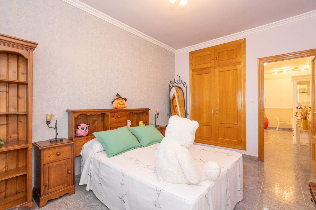 4 Bed Detached Villa in La Union