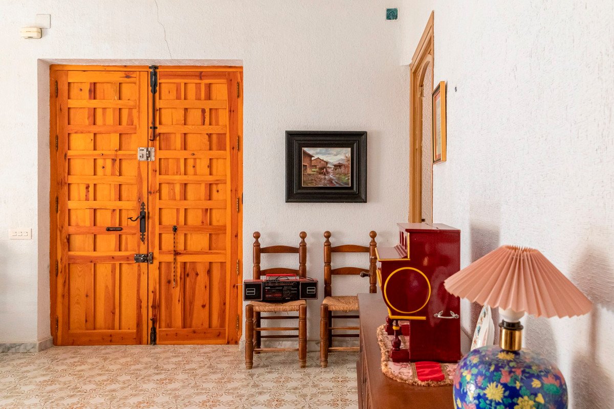 7 Bed Detached Villa in Yecla