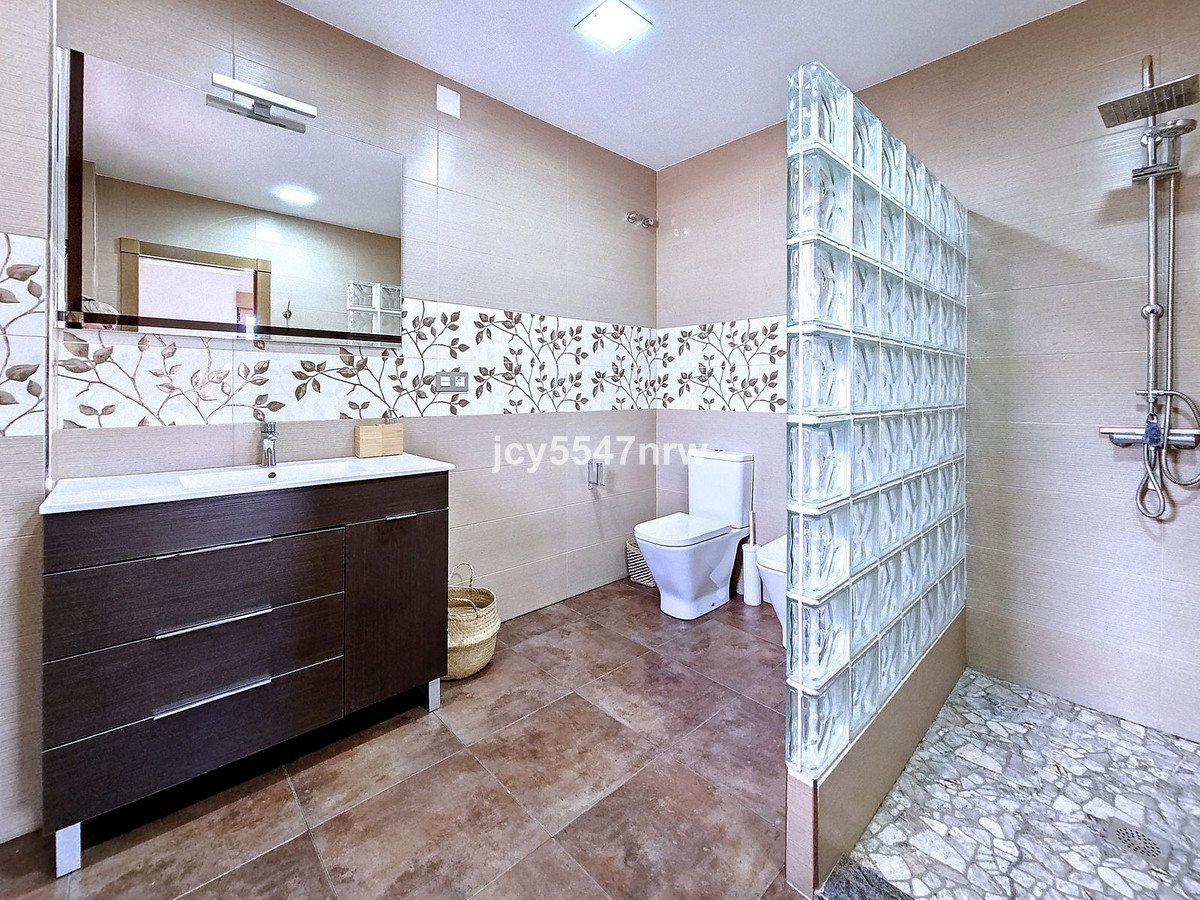 4 Bed Finca - Cortijo in Yecla