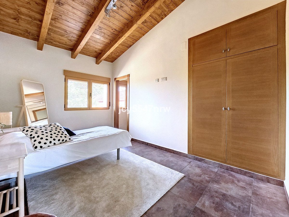 4 Bed Finca - Cortijo in Yecla