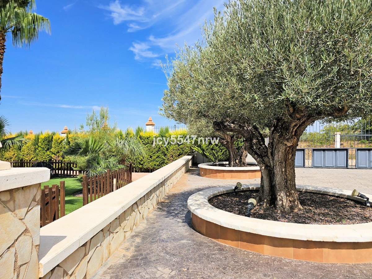 4 Bed Finca - Cortijo in Yecla