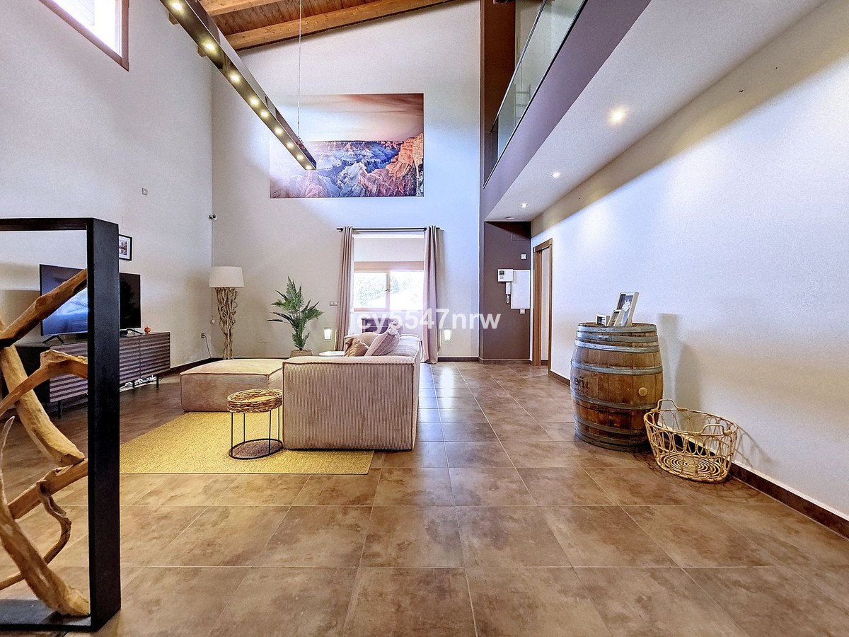 4 Bed Finca - Cortijo in Yecla