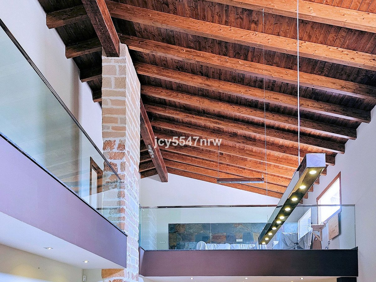 4 Bed Finca - Cortijo in Yecla