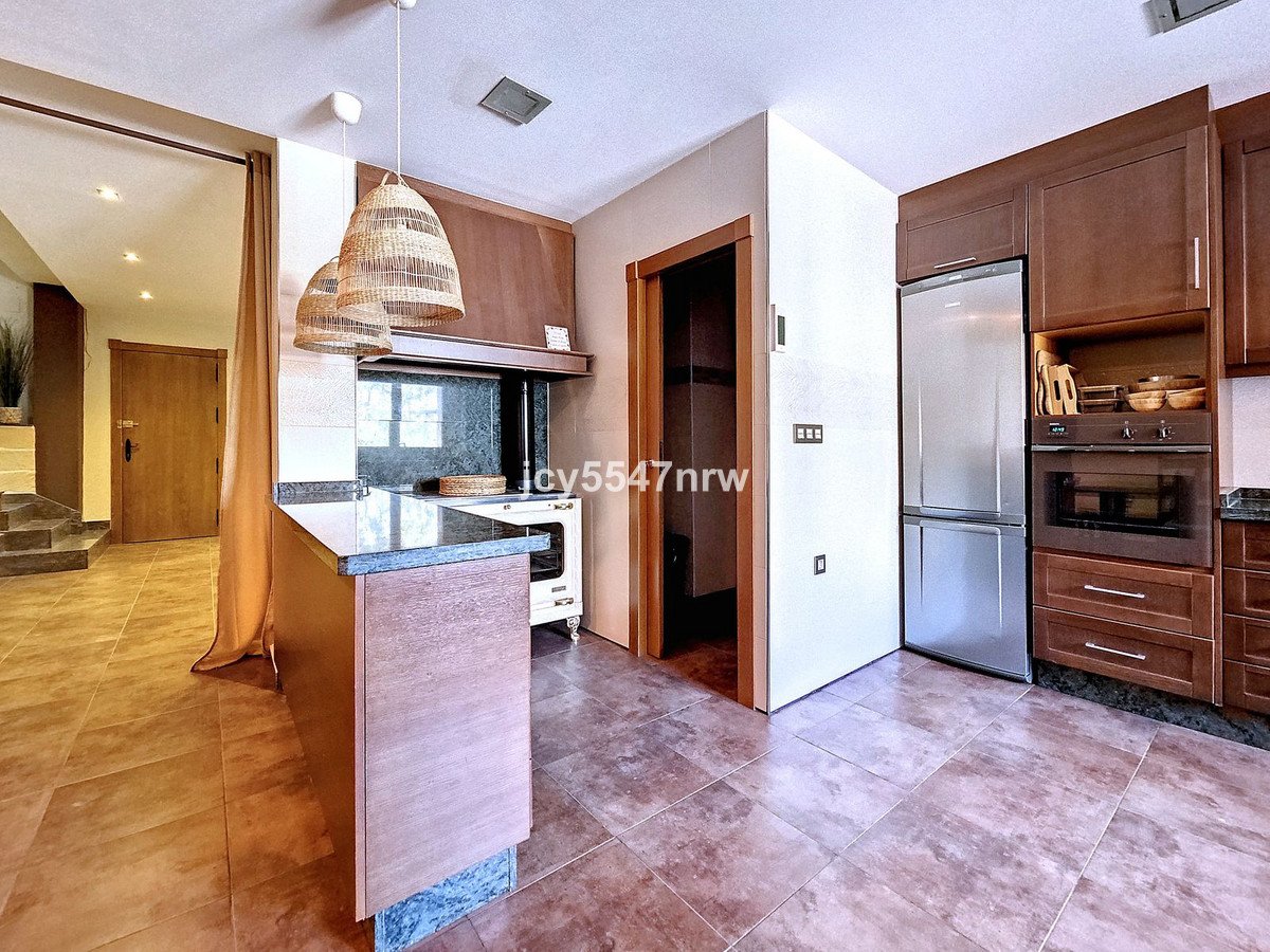4 Bed Finca - Cortijo in Yecla