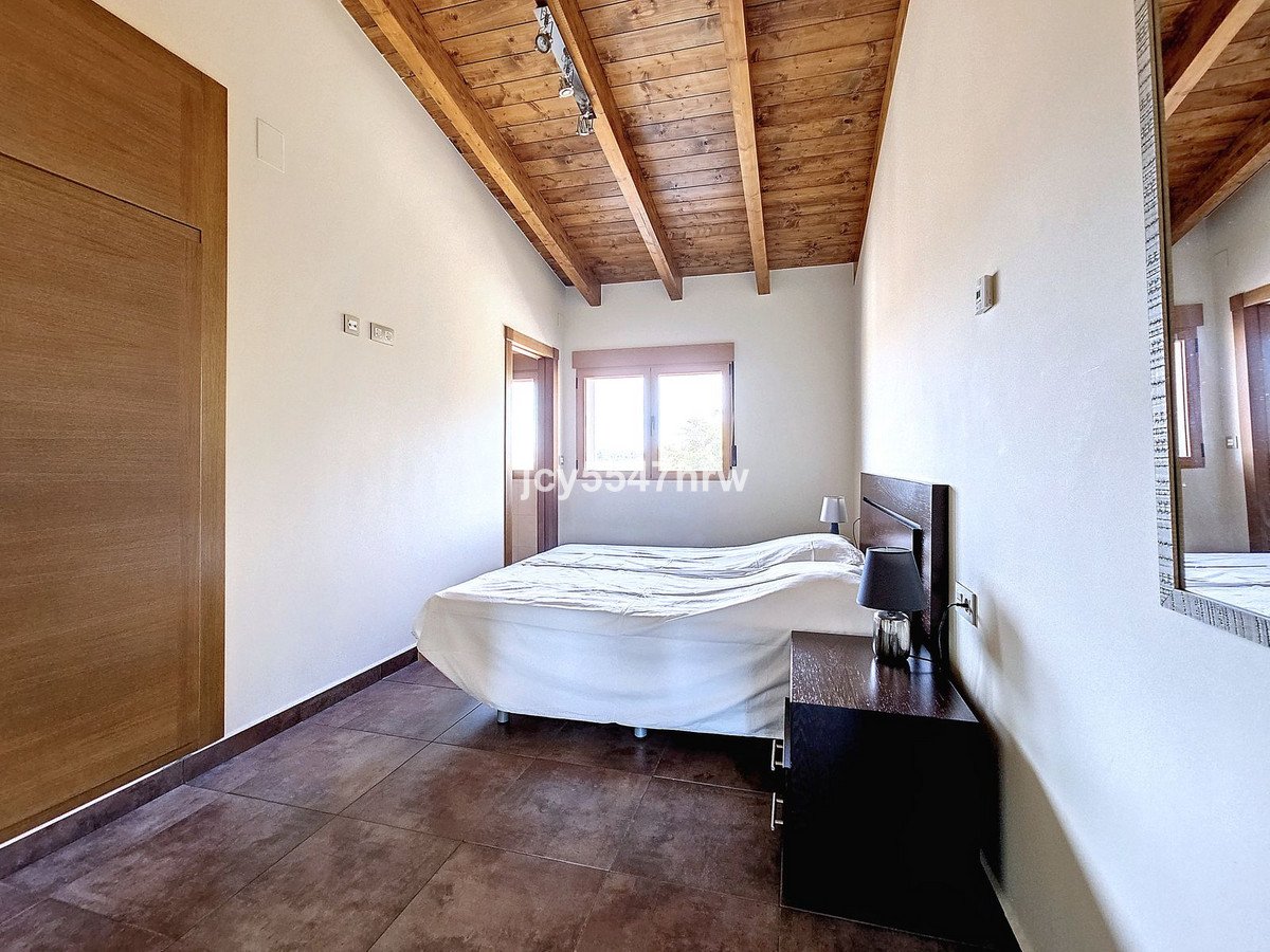 4 Bed Finca - Cortijo in Yecla