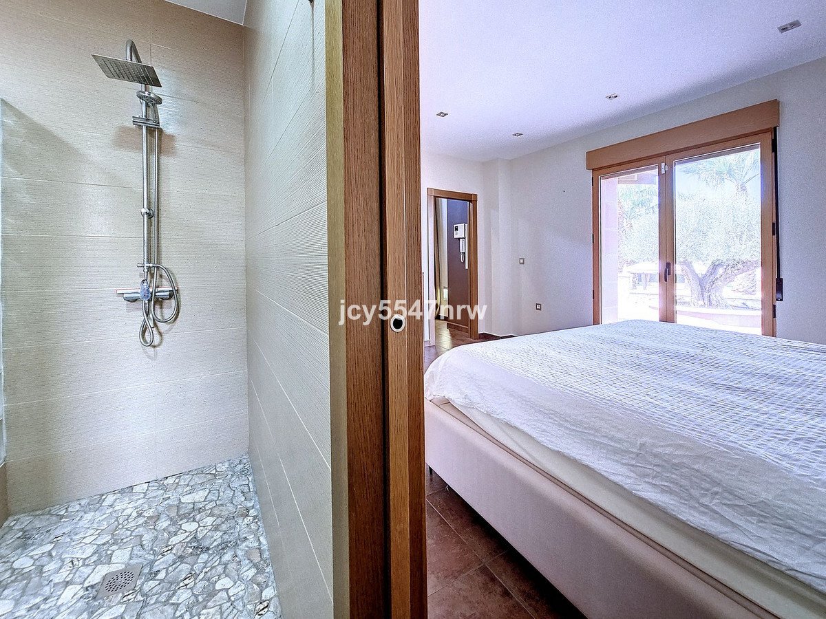 4 Bed Finca - Cortijo in Yecla