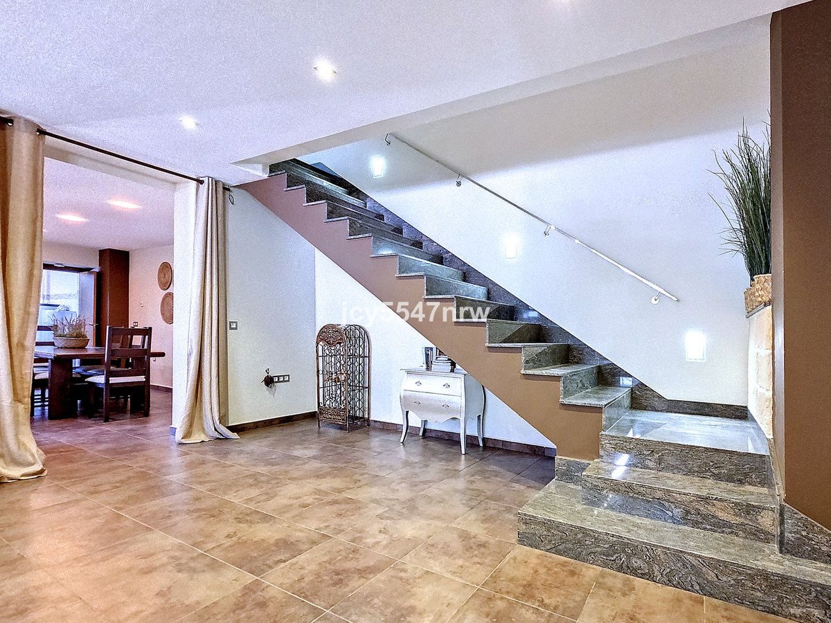 4 Bed Finca - Cortijo in Yecla