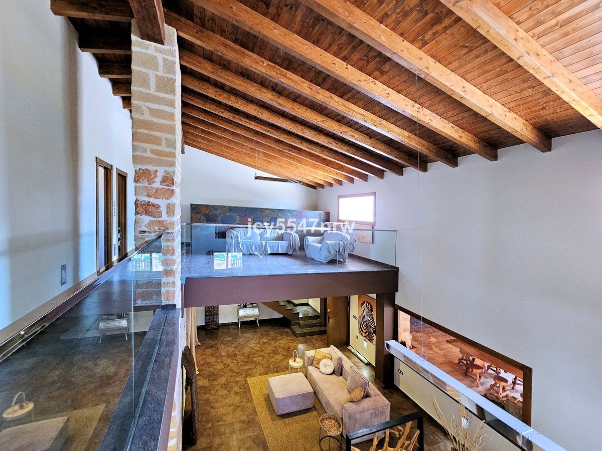 4 Bed Finca - Cortijo in Yecla
