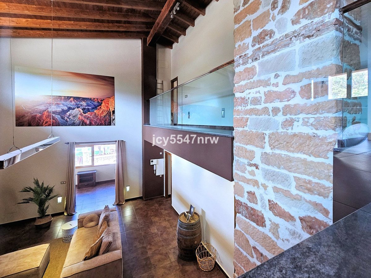 4 Bed Finca - Cortijo in Yecla