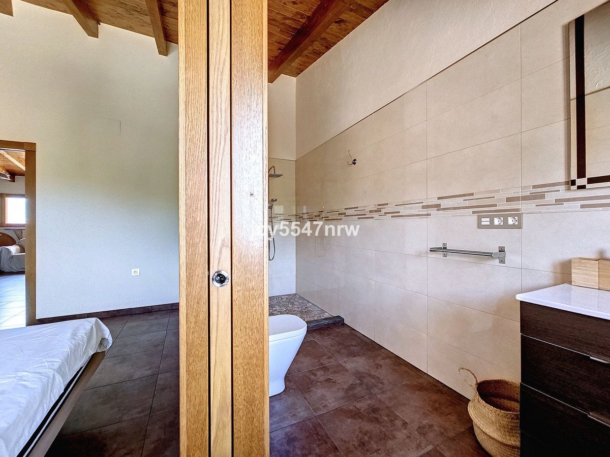 4 Bed Finca - Cortijo in Yecla