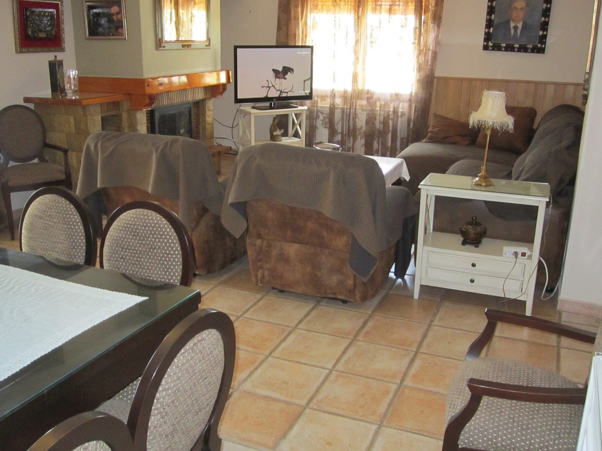 6 Bed Detached Villa in Yecla