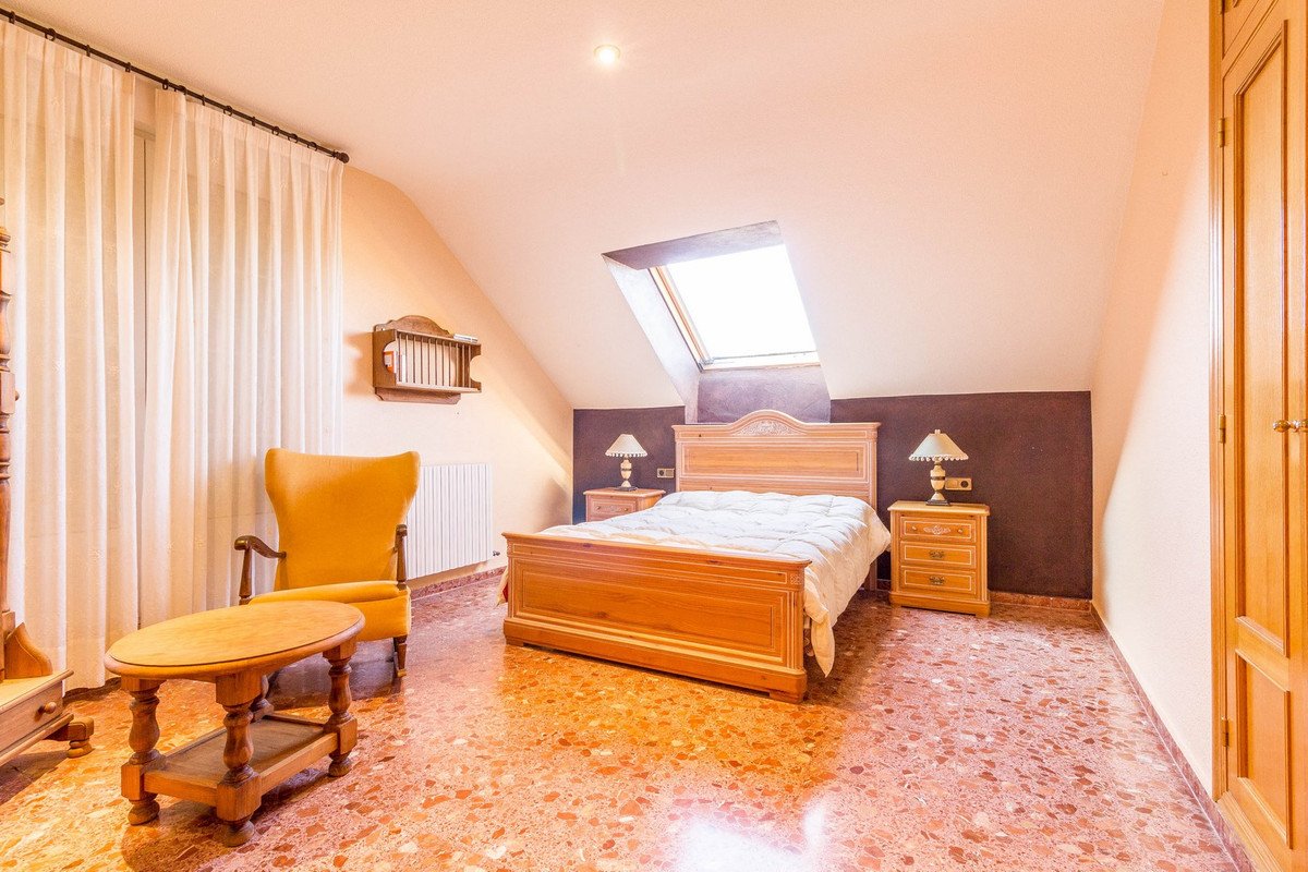7 Bed Detached Villa in Yecla