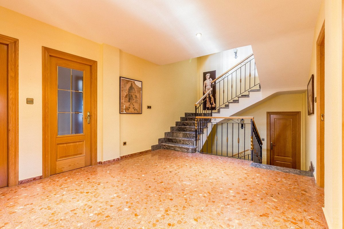 7 Bed Detached Villa in Yecla